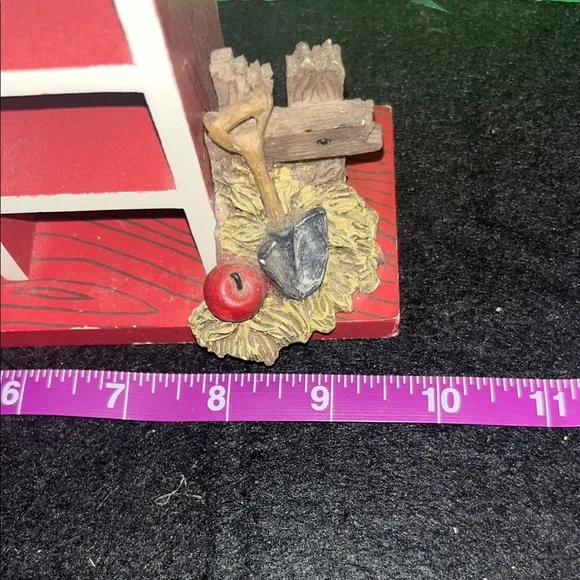 Rustic Red Barn Wall Decor - Picture 5 of 8